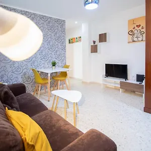 https://esencia-de-cadiz-entre-la-vina-y-el-mercado.es-andalucia.com